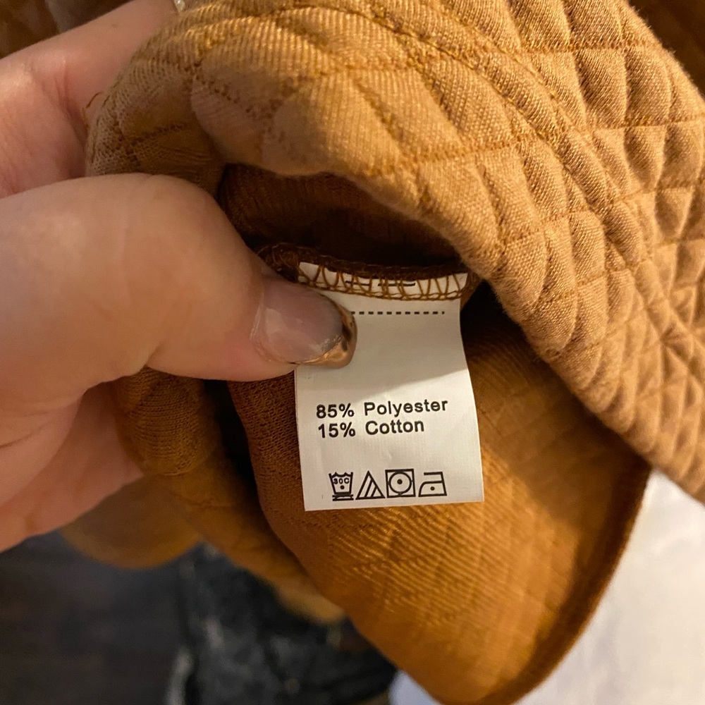 Quilted Pullover - image 5